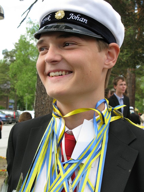 Johan tar studenten, hurra!